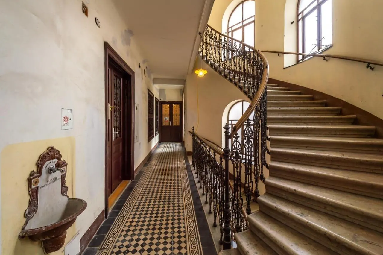 Apartment Imperial Schoenbrunn Stays Vienna